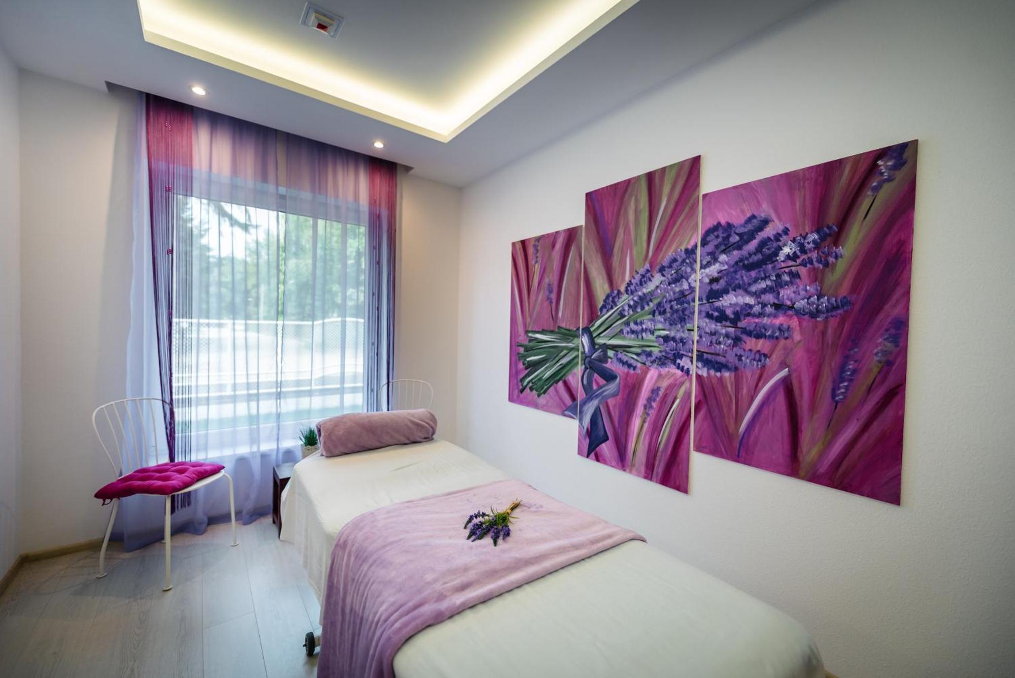Liget Wellness Es Konferencia Hotel Szarvas Exterior photo