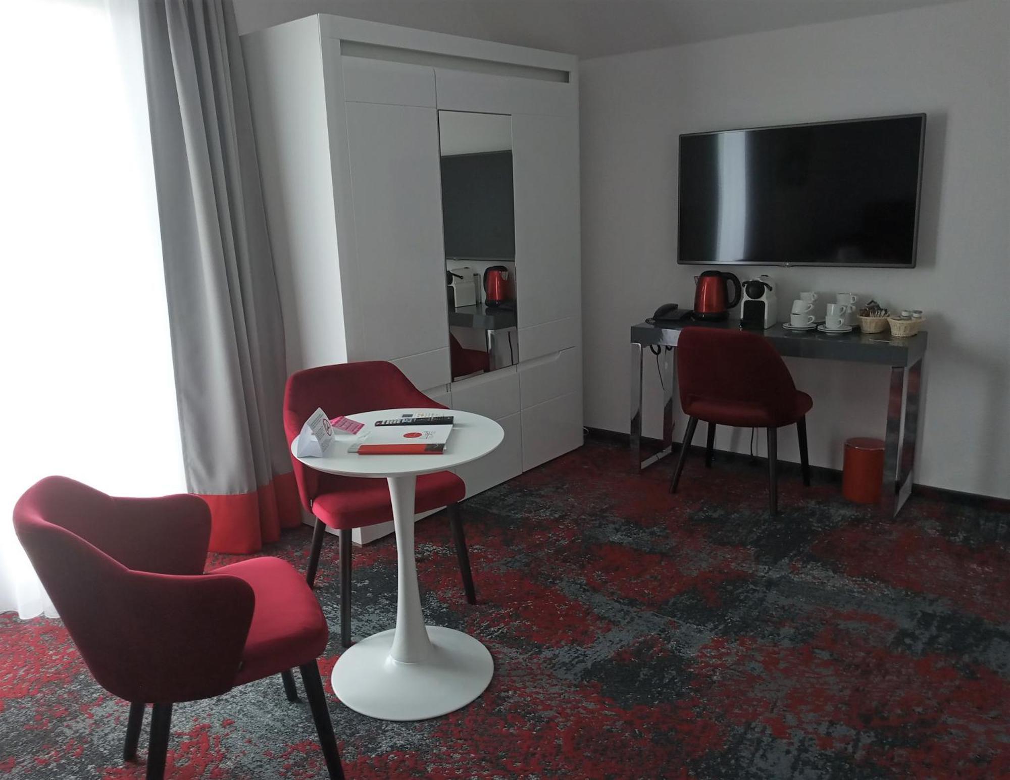 Liget Wellness Es Konferencia Hotel Szarvas Exterior photo